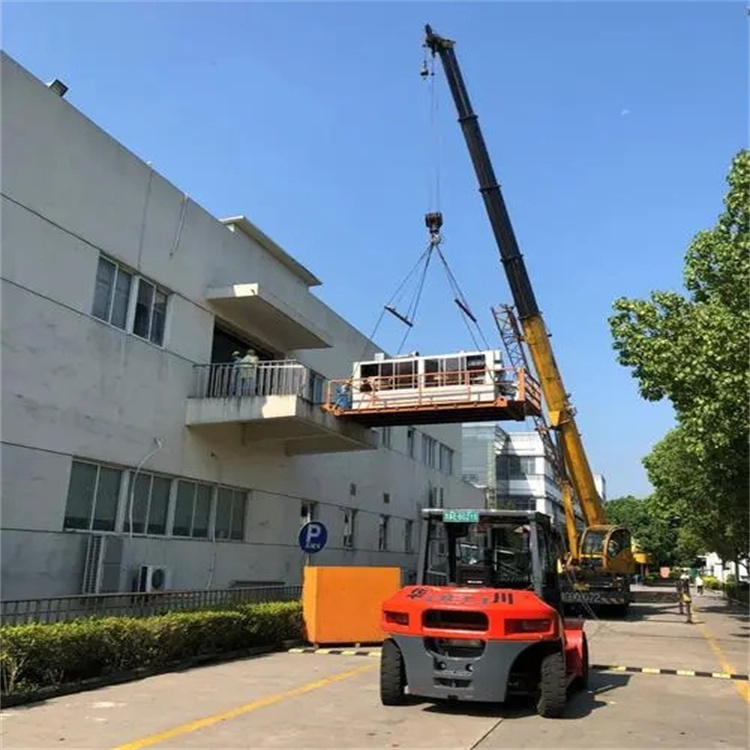 郧西起重机司机十吊十不吊